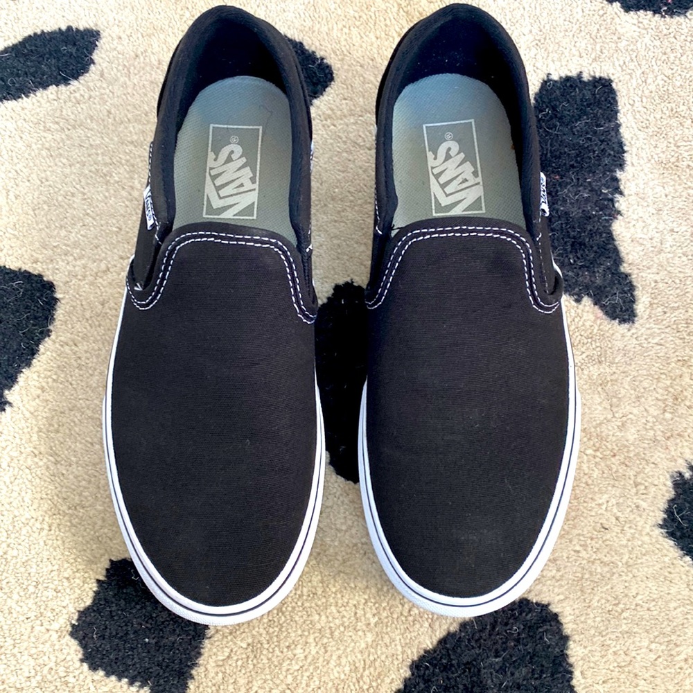 LIKE NEW | VANS | black slip on platforms sneakers 7.5